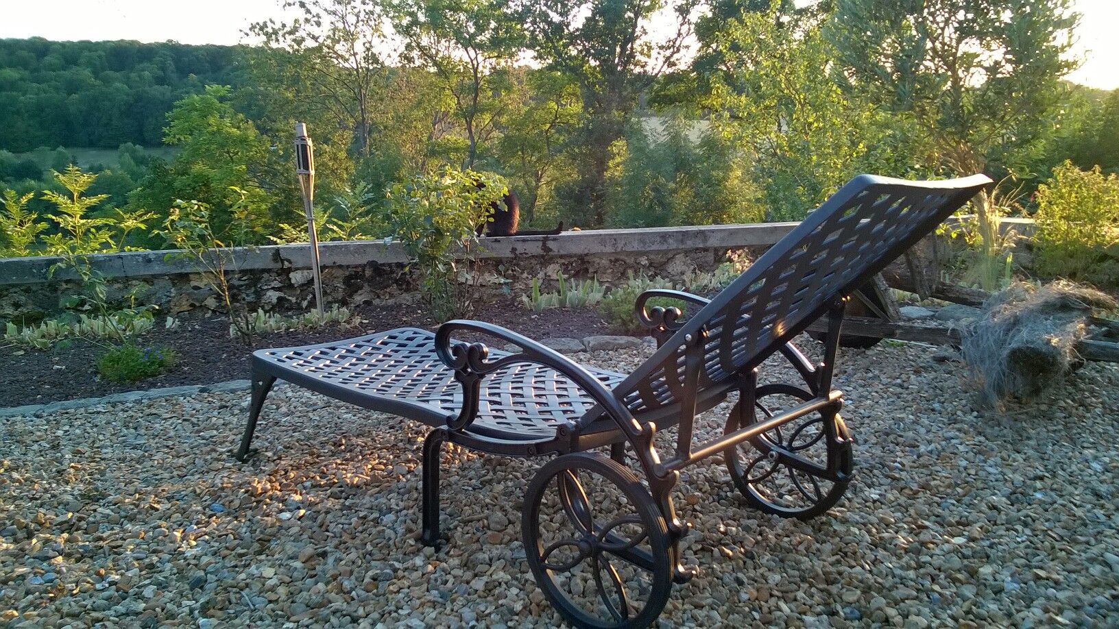 Amber Lounger - Antique Bronze - Image 2