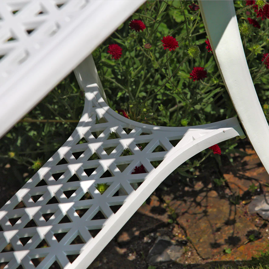 BBQ Table - White - Image 3