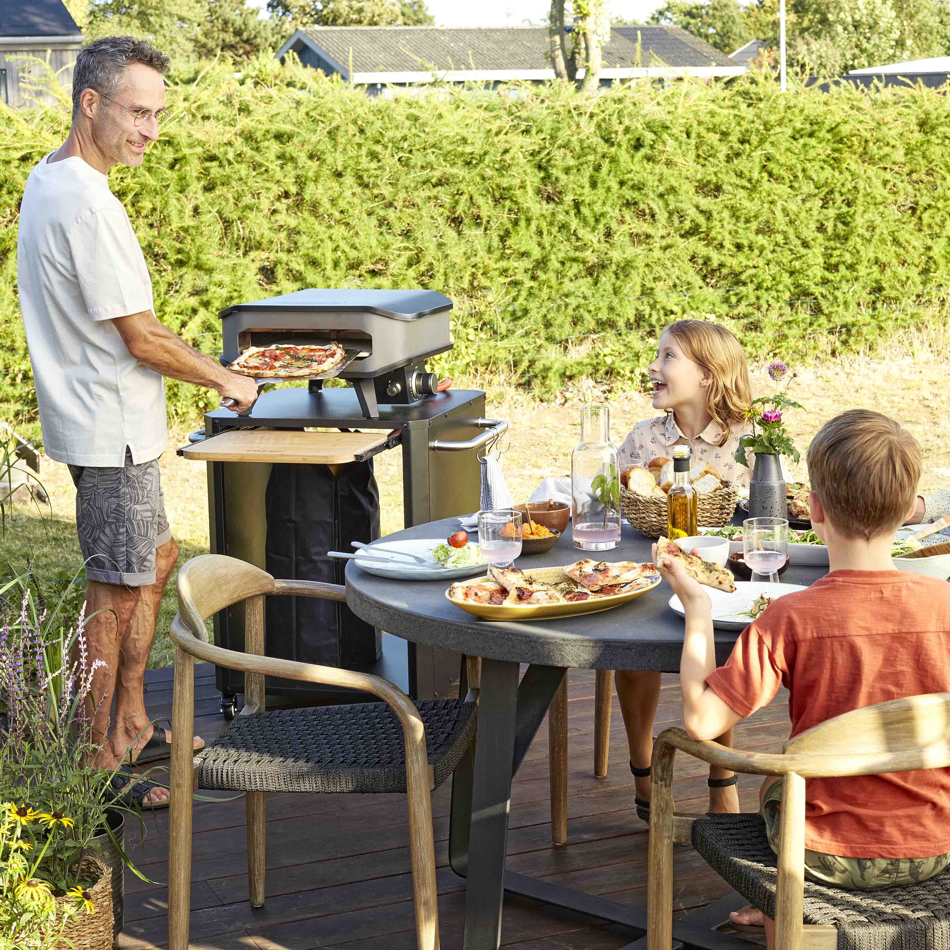 Cozze 17" Pizza Oven Set - Image 5