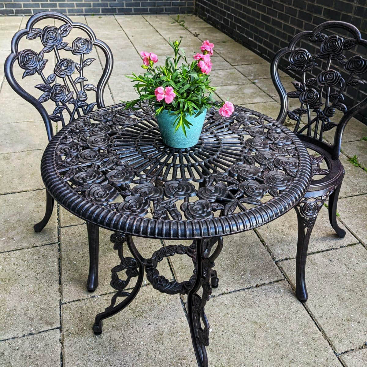 London Rose Bistro 2 Seater Set - Antique Bronze - Image 6