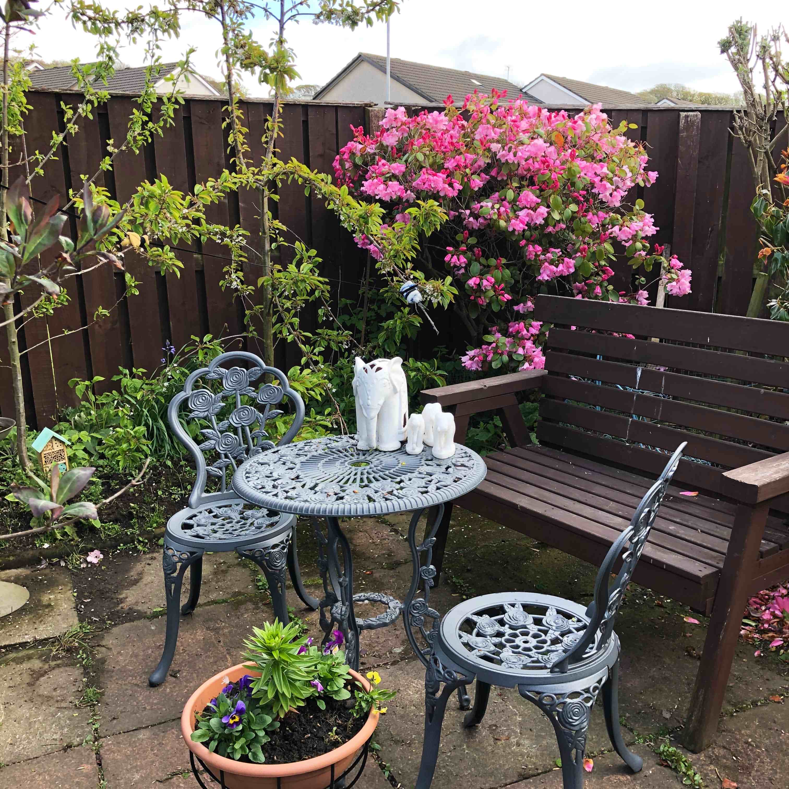 London Rose Bistro 2 Seater Set - Slate - Image 7