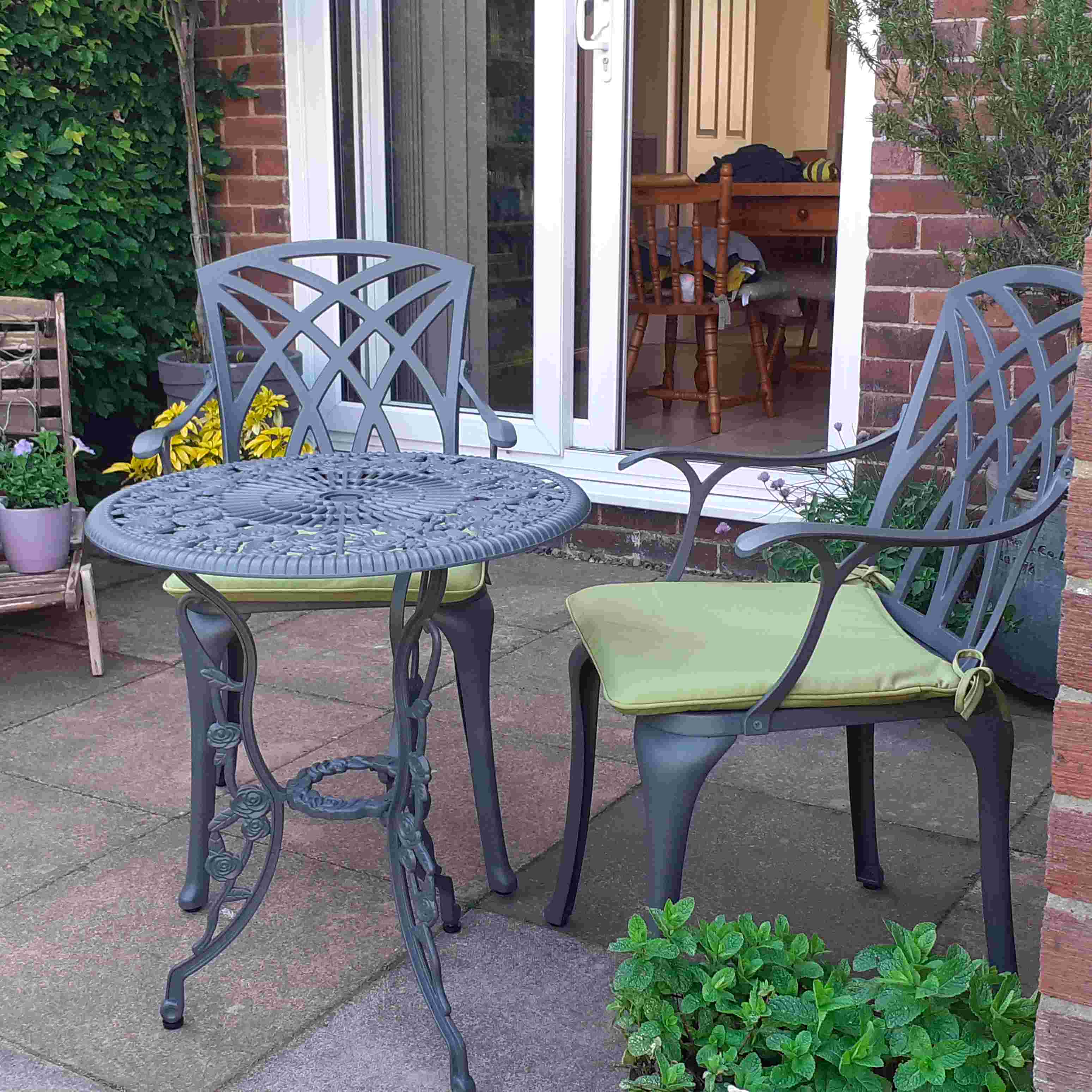 London Rose Table 2 Seater Set - Slate - Image 6
