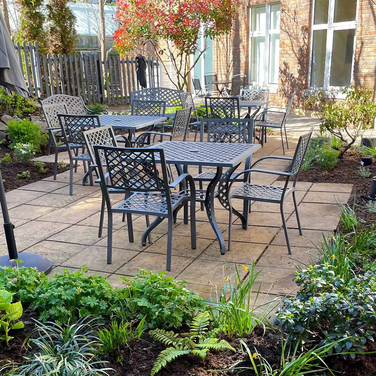 Lucy Table 4 Seater Set - Slate Grey - Image 4