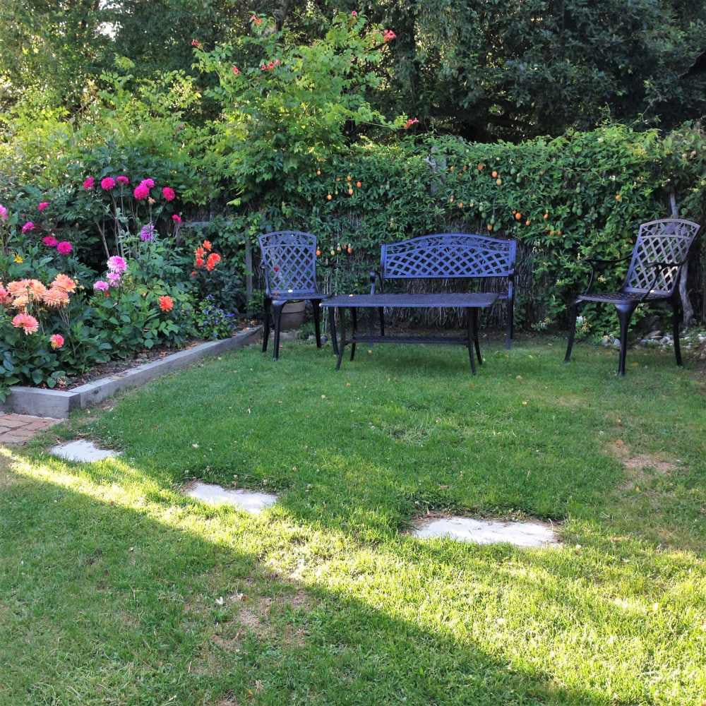 Rose Bench - Antique Bronze - Image 7